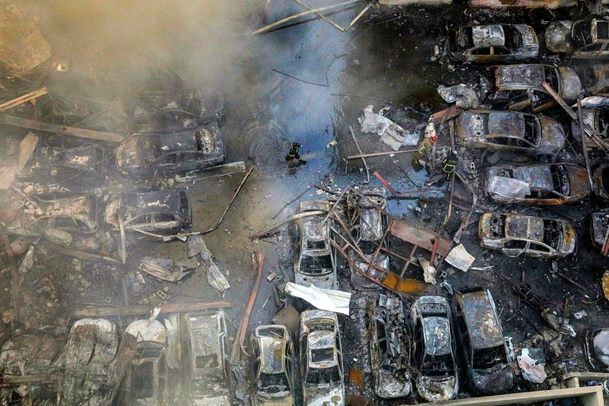 barrio de Corniche al-Mazraa de Beirut el 8 de abril de 2026: Alrededor de las 14:00 (hora local), una serie de ataques israelíes sacudieron la capital libanesa sin previo aviso, provocando escenas de pánico. Los ataques israelíes, los más intensos desde que comenzó la guerra a principios de marzo, dejaron decenas de muertos y cientos de heridos, según un balance preliminar del Ministerio de Salud.