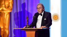 altText(Falleció Lalo Schifrin: El mítico compositor argentino atrás de Misión Imposible)}