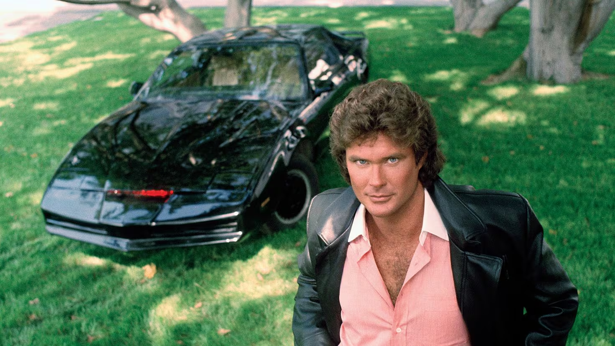 Michael Knight (David Hasselhoff) y KITT marcaron los ’80 con El auto fantástico, dejando un culto que sigue vigente. Varios intentos de película fracasaron hasta ahora. Michael Knight (David Hasselhoff) y KITT marcaron los ’80 con El auto fantástico, dejando un culto que sigue vigente. Varios intentos de película fracasaron hasta ahora.