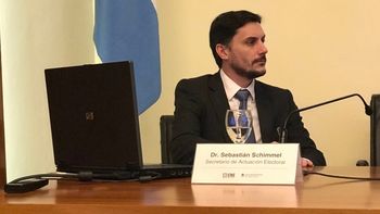 Sebastián Schimmel, secretario de Actuación Electoral Sebastián Schimmel, secretario de Actuación Electoral