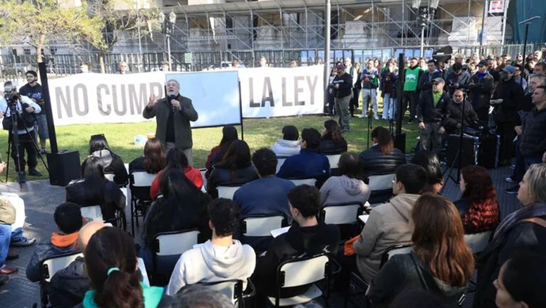Alumnos toman Nacional Buenos Aires y Pellegrini por tiempo indefinido