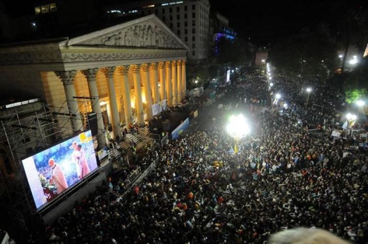 Se llenó la Plaza.