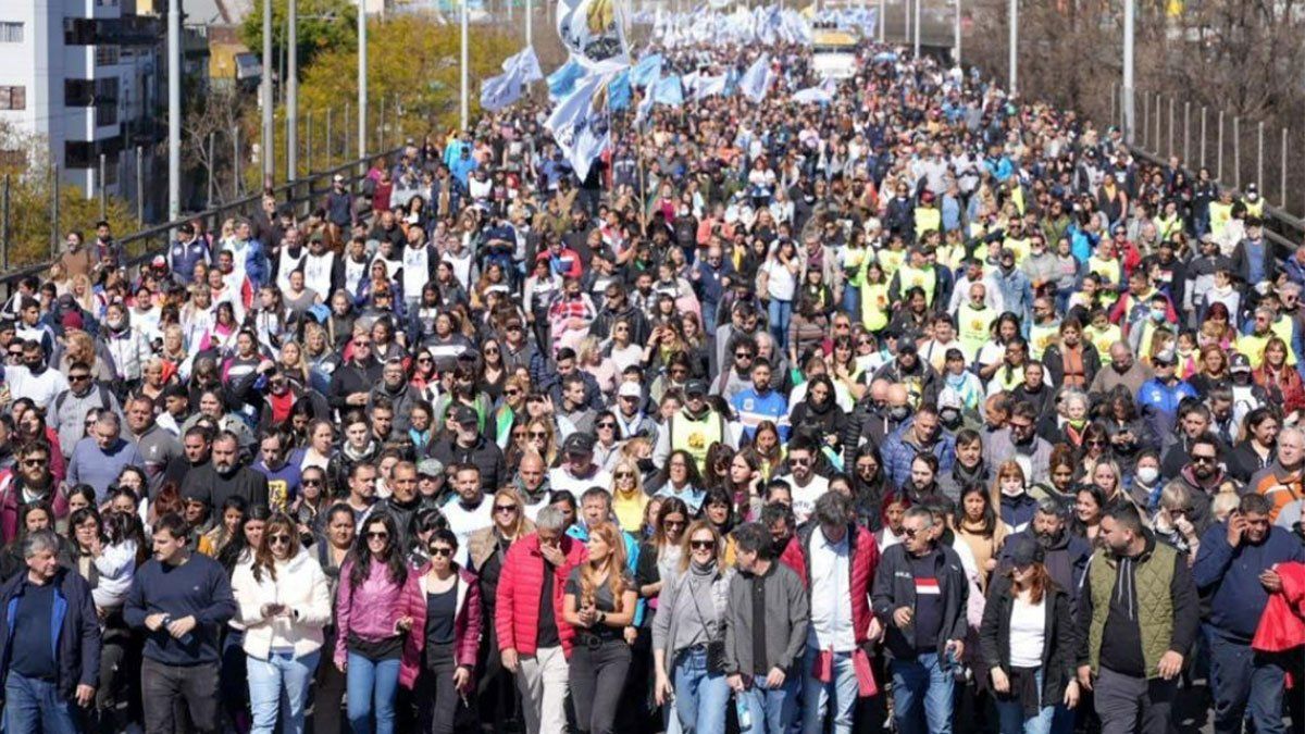 El enfoque consolida la Grieta.