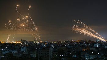 Un argentino en Israel cuenta como vive la guerra con su familia. Un argentino en Israel cuenta como vive la guerra con su familia.