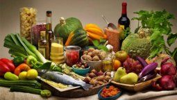 Los súperalimentos económicos que ayudan a bajar de peso