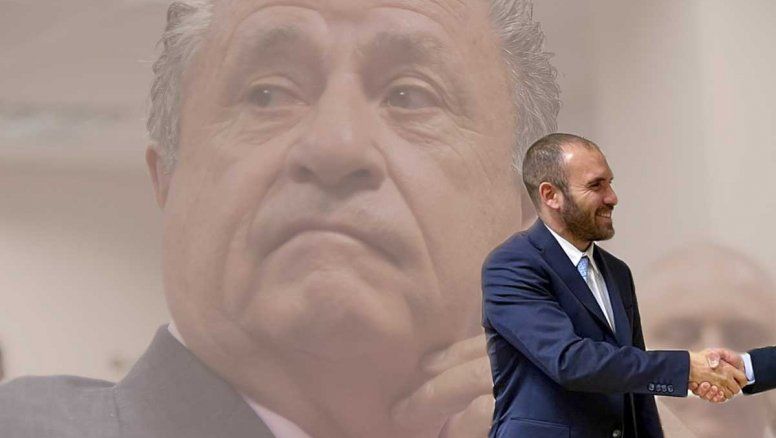 Dicen que Guzmán se inspira en Duhalde para apurar un salvavidas con el FMI