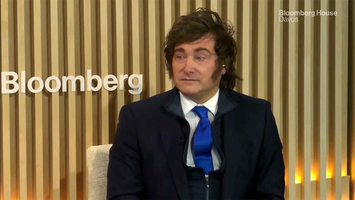 Javier Milei en la entrevista con Bloomberg en Davos, Suiza (Foto: Captura de video)