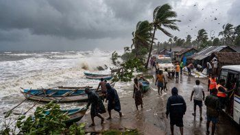 Ciclón Arnab: Crece la evacuación ante su llegada a India