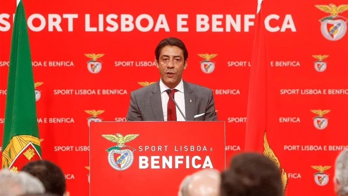 Rui Costa, presidente del Benfica, quedó en el centro de la polémica tras el video que lo muestra discutiendo en el túnel del Estádio da Luz.