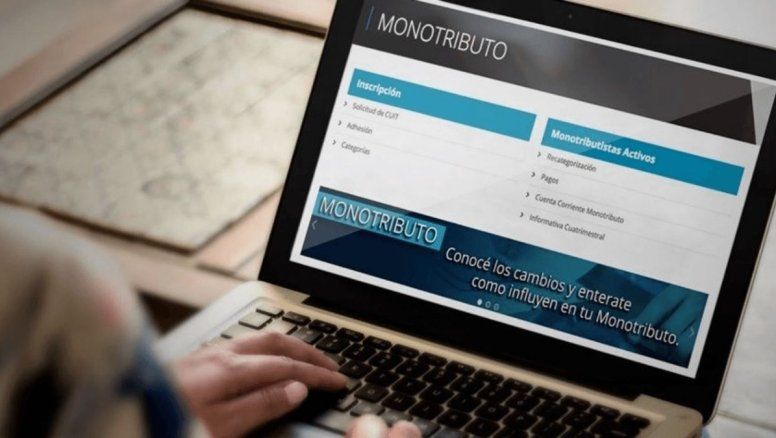 Monotributo: las categorías que superan cuotas de $100.000 desde mayo