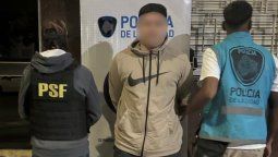 Jonatan estaba prófugo por delitos vinculados al narcotráfico: tenía pedido de captura por una causa de doble homicidio y asociación ilícita vinculada al clan Alvarado.&nbsp;