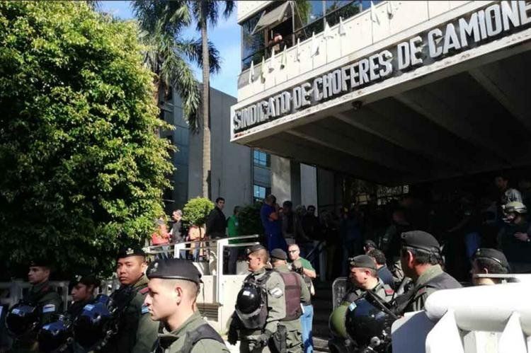 allanamiento camioneros.jpg