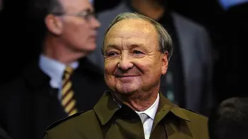 Tom Hicks. Tom Hicks.