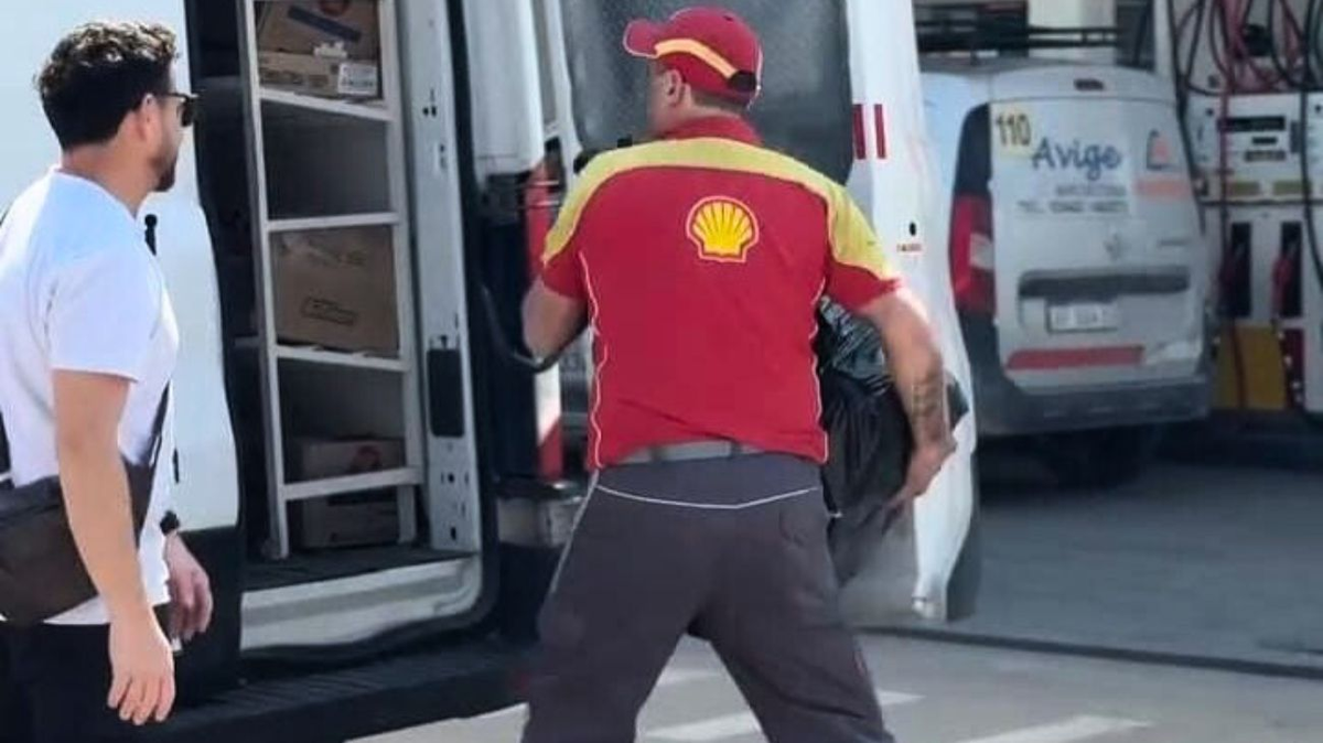 Polémica por la difusión de un contenido sexista en el marco de una Estación de Servicio Shell, sita en Crespo, Entre Ríos. Polémica por la difusión de un contenido sexista en el marco de una Estación de Servicio Shell, sita en Crespo, Entre Ríos.