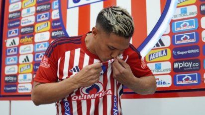 El retrógrado posteo de Junior por el regreso de Teo Gutiérrez