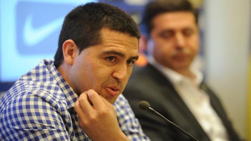 Juan Román Riquelme esperá continuar en Boca pero ahora la responsabilidad es de la dirigencia.
