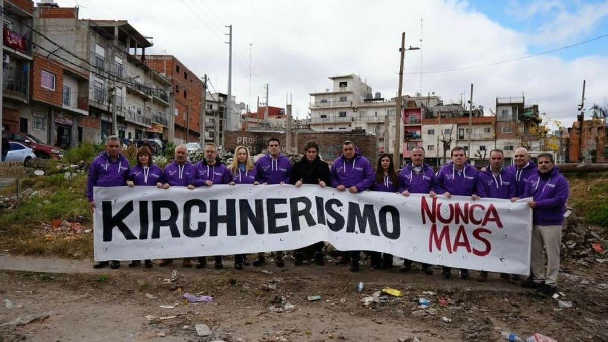 Visita expr&eacute;s de Milei a la Tercera Secci&oacute;n. &iquest;Por qu&eacute; no recorri&oacute; el interior de los barrios de La Matanza?