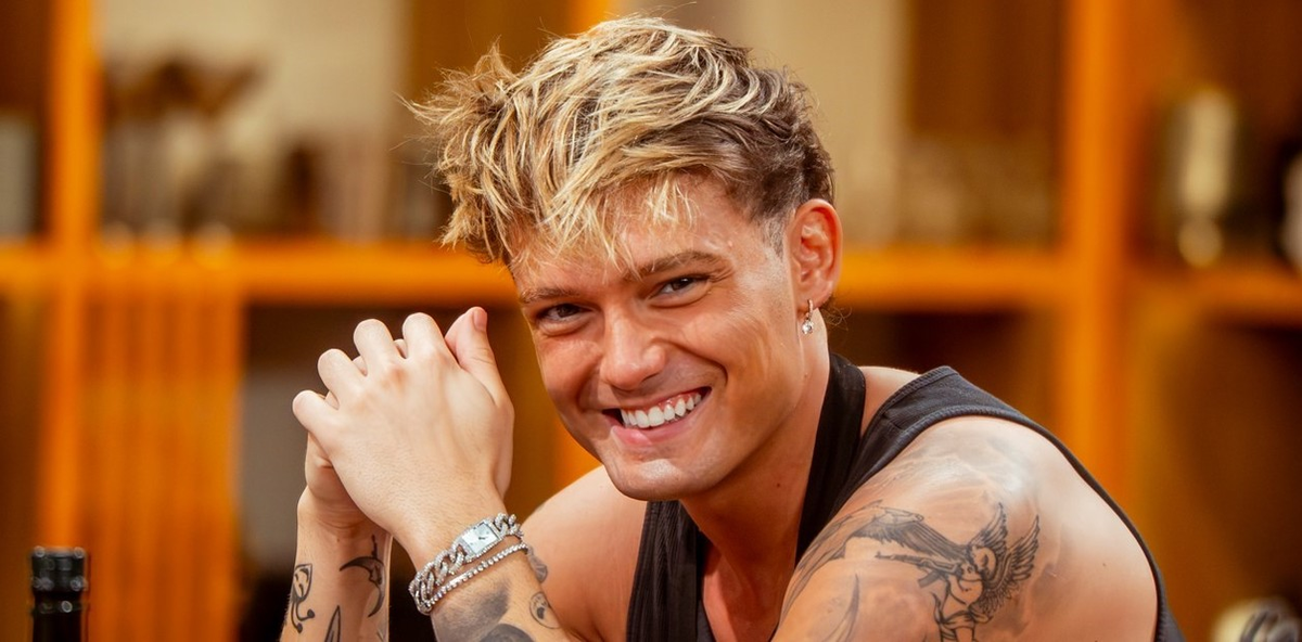 Ian Lucas pasó de ser un chico de Banfield a una figura fuerte en MasterChef, con una carrera en las redes, la música y la TV. Ian Lucas pasó de ser un chico de Banfield a una figura fuerte en MasterChef, con una carrera en las redes, la música y la TV.