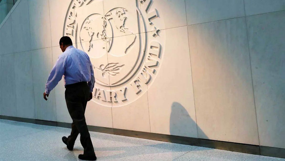 El FMI también se equivocó. Mala de ellos El FMI también se equivocó. Mala de ellos