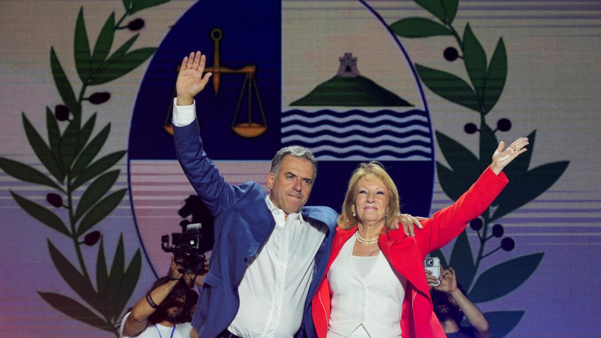 Yamandú Orsi y Carolina Cosse. Yamandú Orsi y Carolina Cosse.