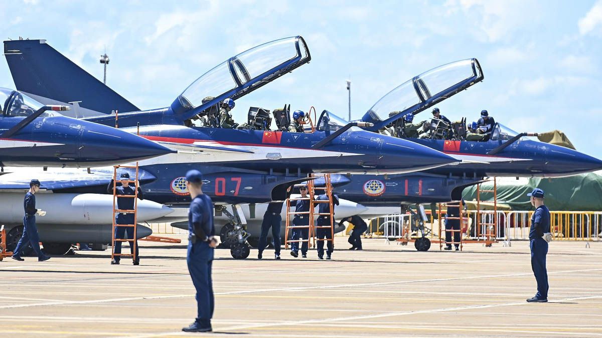 China pone a la IA a elegir pilotos. China pone a la IA a elegir pilotos. 