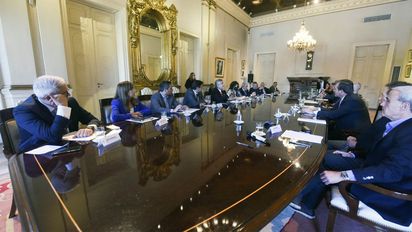 Gabinete: Versiones de cambios (muchas y contradictorias)
