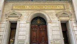 altText(Antes del Congreso, la oposición llevó su rechazo a la reforma a la justicia electoral)}