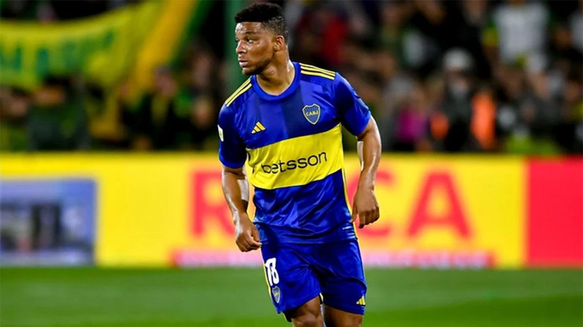 Fernando Gago implementó la balanza desde su llegada como nuevo DT de Boca e hizo que Frank Fabra bajará 6 kilos y sería titular en el partido ante Lanús. Fernando Gago implementó la balanza desde su llegada como nuevo DT de Boca e hizo que Frank Fabra bajará 6 kilos y sería titular en el partido ante Lanús.