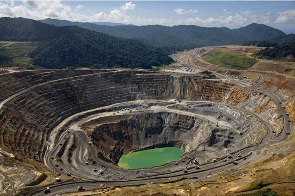 Cerro Vanguardia, Santa Cruz.