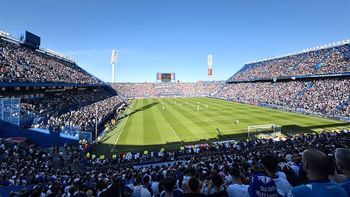 En Villa Luro ya se vive Vélez Sarfield campeón 2024