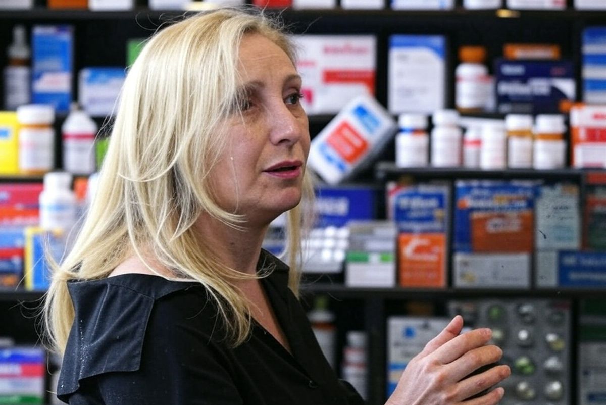 Karina Milei en una ficción de xAI / Grok. Karina Milei en una ficción de xAI / Grok.