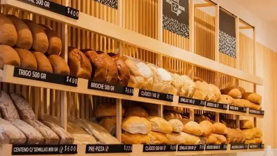 La tradicional cadena de panadería Pandanés decretó el cese total de sus operaciones comerciales.&nbsp;