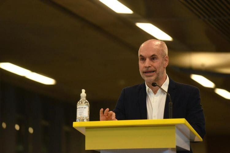 Larreta sigue subiendo su imagen positiva.