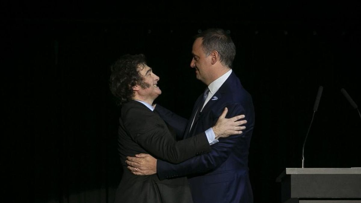 Milei sostuvo la inocencia de Adorni, cuestionó a los medios y rechazó que exista desgaste político. Foto: NA Milei sostuvo la inocencia de Adorni, cuestionó a los medios y rechazó que exista desgaste político. Foto: NA