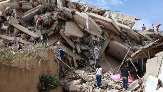 Venezuela entre el dolor y la rabia se aferra al milagro a 6 días del doble terremoto