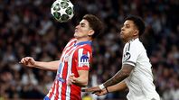 Atlético de Madrid y Real Madrid se enfrentan en semifinales de la Supercopa de España. Atlético de Madrid y Real Madrid se enfrentan en semifinales de la Supercopa de España.