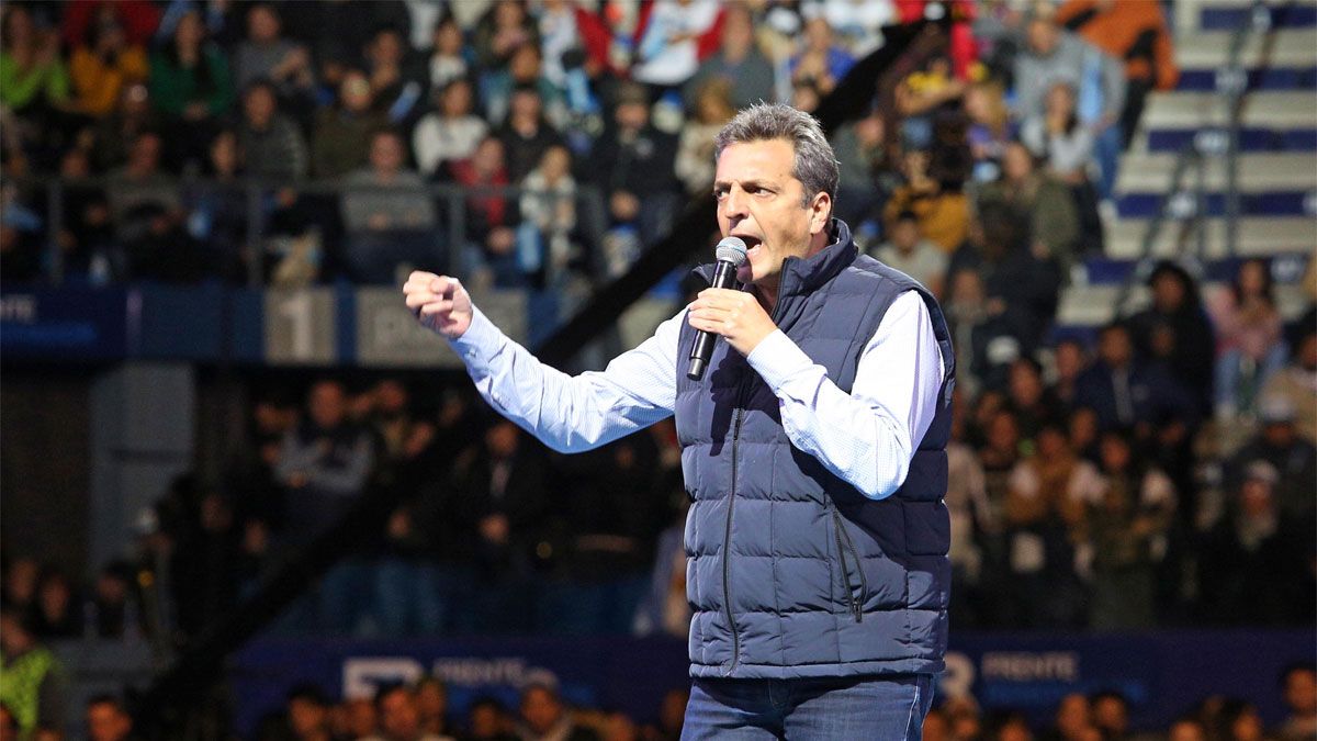 Sergio Massa en el cierre del congreso del Frente Renovador en Tortuguitas. Sergio Massa en el cierre del congreso del Frente Renovador en Tortuguitas.