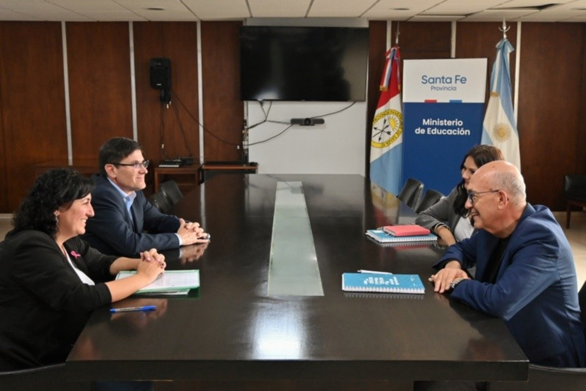 Encuentro por la Educación. Encuentro por la Educación. 