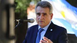 Agustín Rossi niega renuncia de Alberto F.