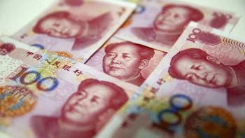 El FMI exige a Argentina cortar lazos con China, pese a que el swap en yuanes sostiene las reservas del BCRA. El FMI exige a Argentina cortar lazos con China, pese a que el swap en yuanes sostiene las reservas del BCRA.