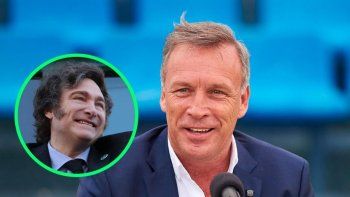 Andrés Fassi ganó en Talleres, ahora Javier Milei quiere hacerlo en Argentina. Andrés Fassi ganó en Talleres, ahora Javier Milei quiere hacerlo en Argentina.