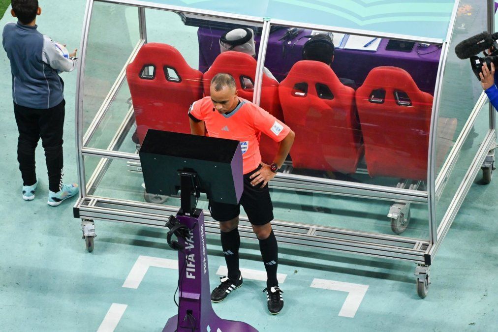 FIFA e IFAB analizarán el cambio de una regla que puede ser histórico.