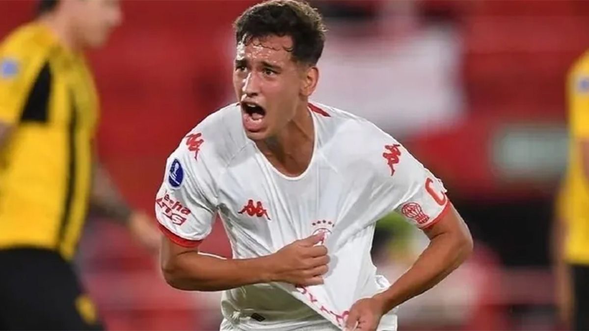 Palmeiras desistió de contratar a Aníbal Moreno pero, ahora, le apunta a Santiago Hezze.