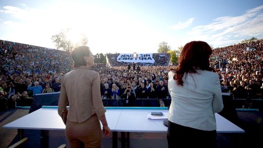 CFK y Mayra Mendoza.