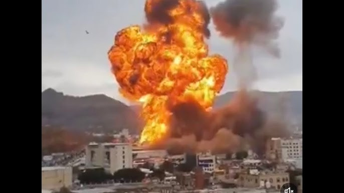 Brutal ataque de las FDI al Palacio presidencial de Yemen | GENTILEZA DE IMAGEN SPUTNIK MUNDO Brutal ataque de las FDI al Palacio presidencial de Yemen | GENTILEZA DE IMAGEN SPUTNIK MUNDO