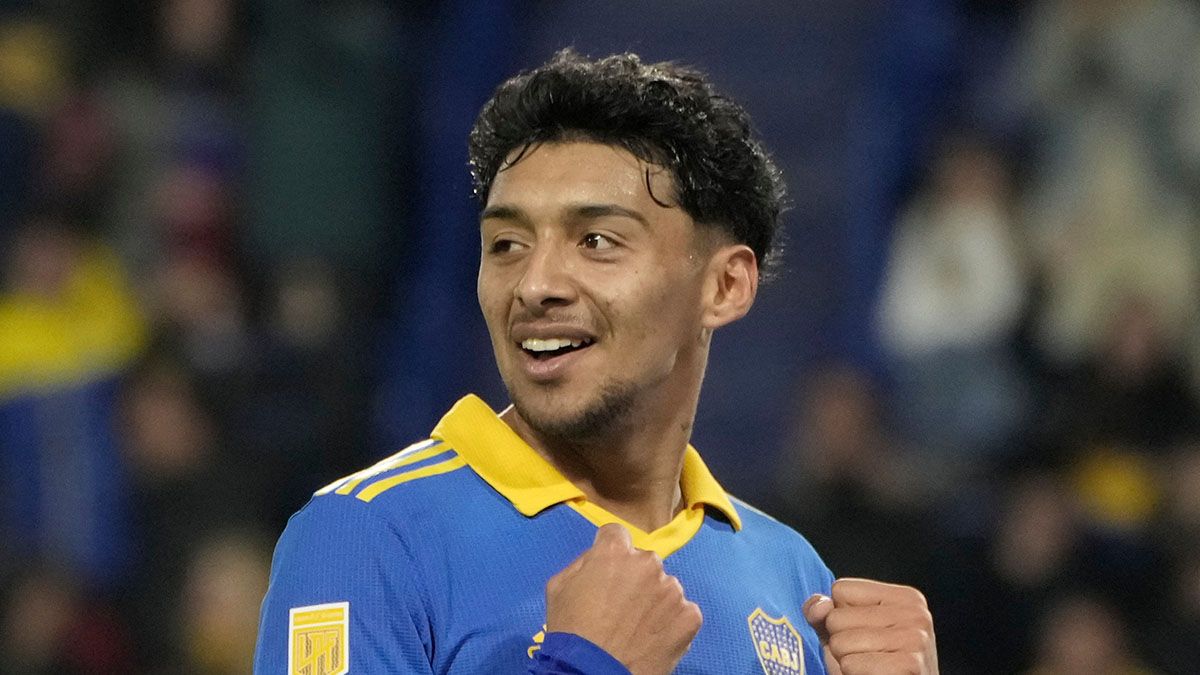 Boca volvió a la victoria frente a Sarmiento de Junín 2-0 mientras que River cayó ante Barracas Central 2-1 pero sigue puntero. (Foto: PRENSA BOCA/Noticias Argentinas)