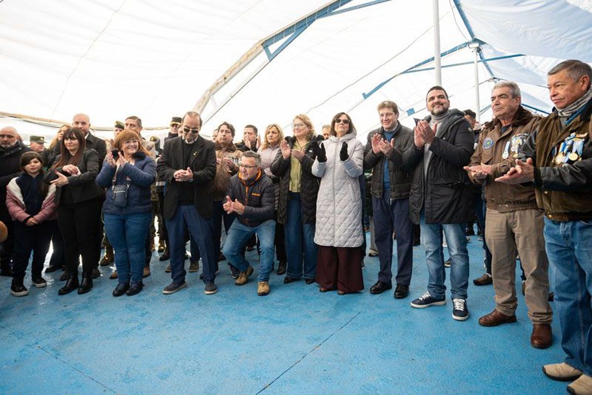 Inauguración de la Carpa de la Dignidad, en Tierra del Fuego. Inauguración de la Carpa de la Dignidad, en Tierra del Fuego.