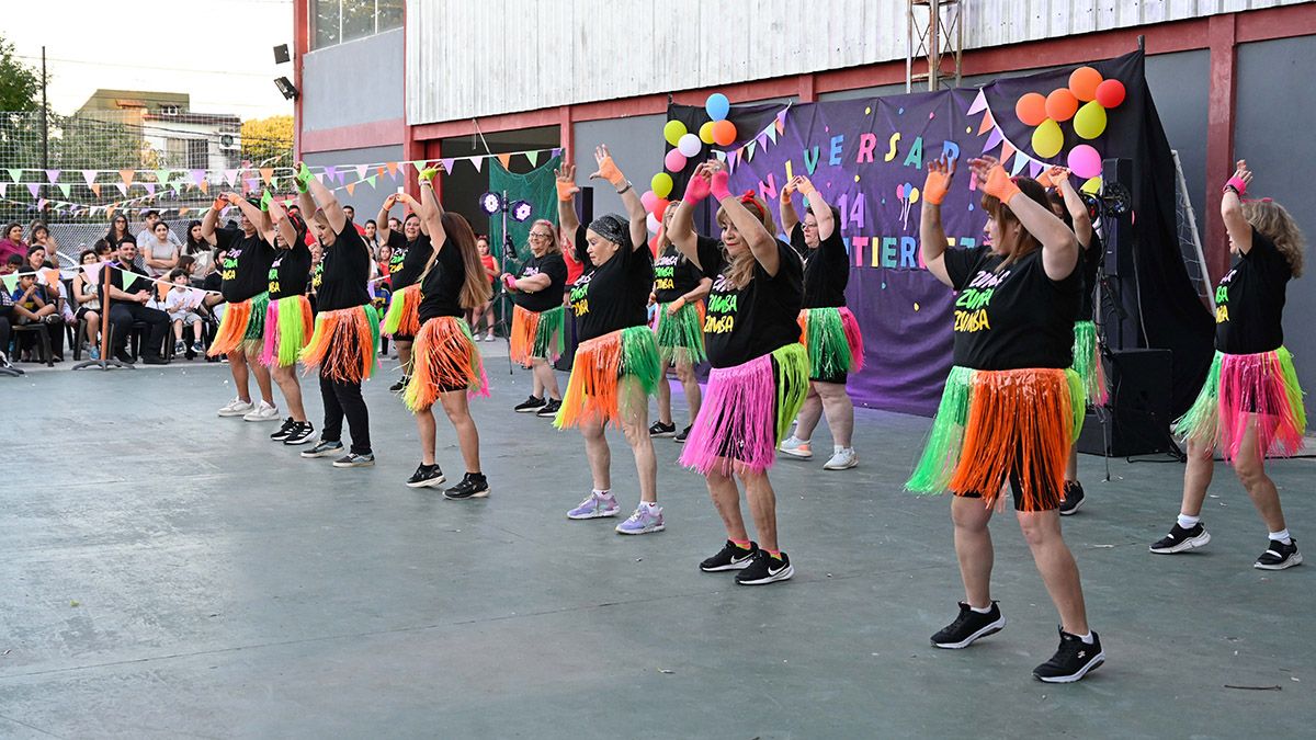 El intendente de Tigre, Julio Zamora, participó del cierre de las actividades 2025 en los polideportivos Gutiérrez, Zanón y San Martín de Don Torcuato. El intendente de Tigre, Julio Zamora, participó del cierre de las actividades 2025 en los polideportivos Gutiérrez, Zanón y San Martín de Don Torcuato.