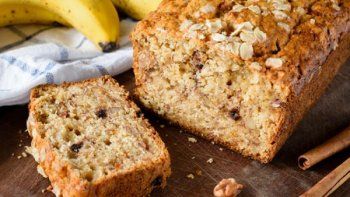 receta facil para el desayuno: torta de banana y avena receta facil para el desayuno: torta de banana y avena