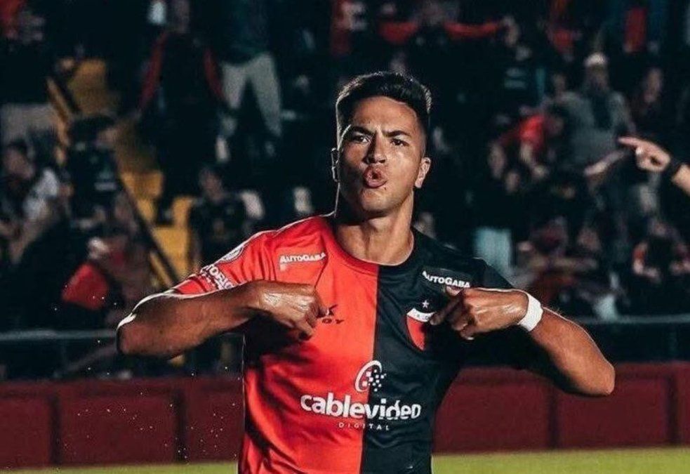 Colón: El primer jugador profesional en declararse homosexual en Argentina.